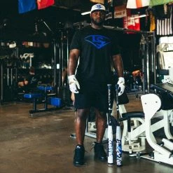 2023 Louisville Slugger Everett Williams 2.0 12" USSSA Slowpitch Softball Bat: WBL2738010 -Cheap Baseball Bats Store 2023 Louisville Slugger Everett Williams Pass Em Out Slowpitch Softball bat Lifestyle 3